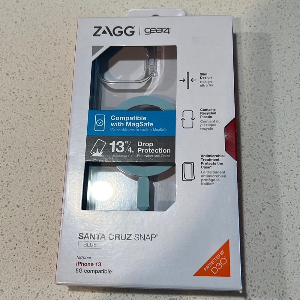 iPhone 13 6.1 gear4 case